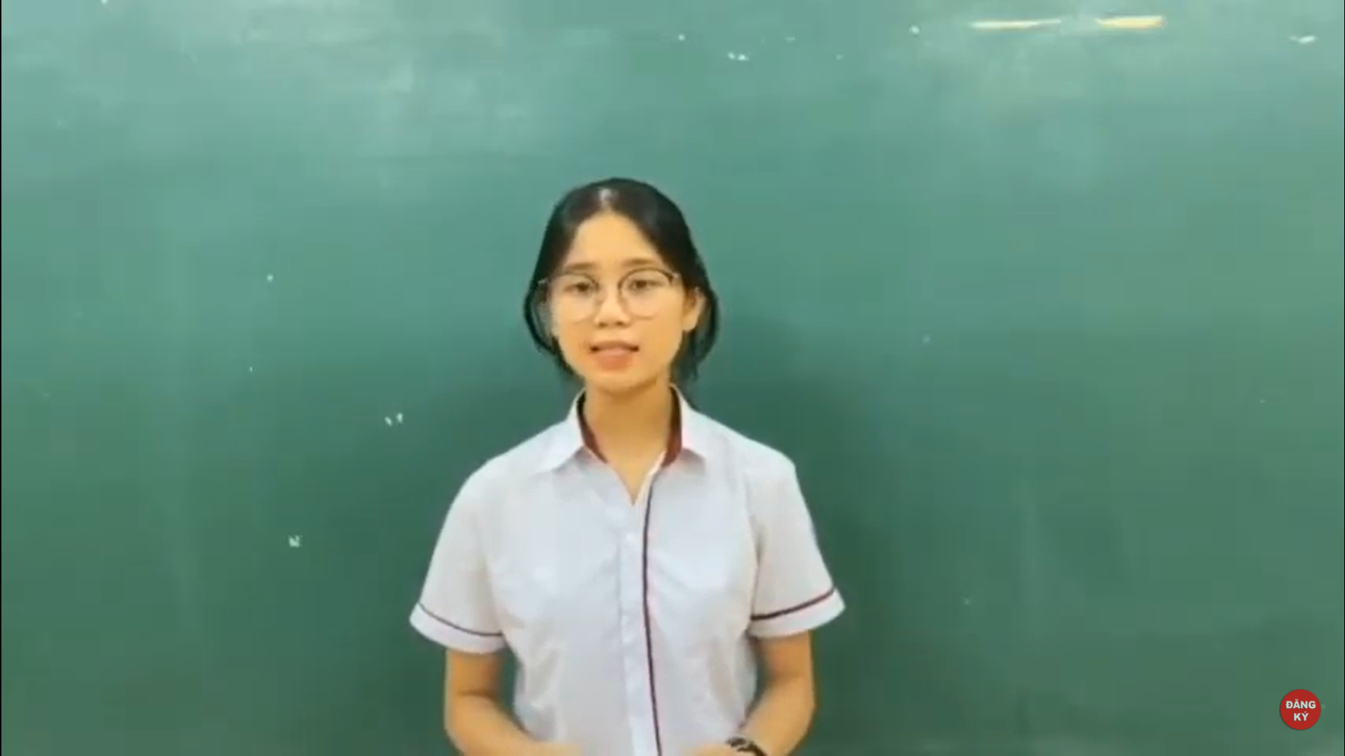 Video đạt giải Ba của thí sinh Nguyễn Thị Ngọc Mai trong Cuộc thi hùng biện tiếng Anh THPT cấp tỉnh năm học 2020-2021